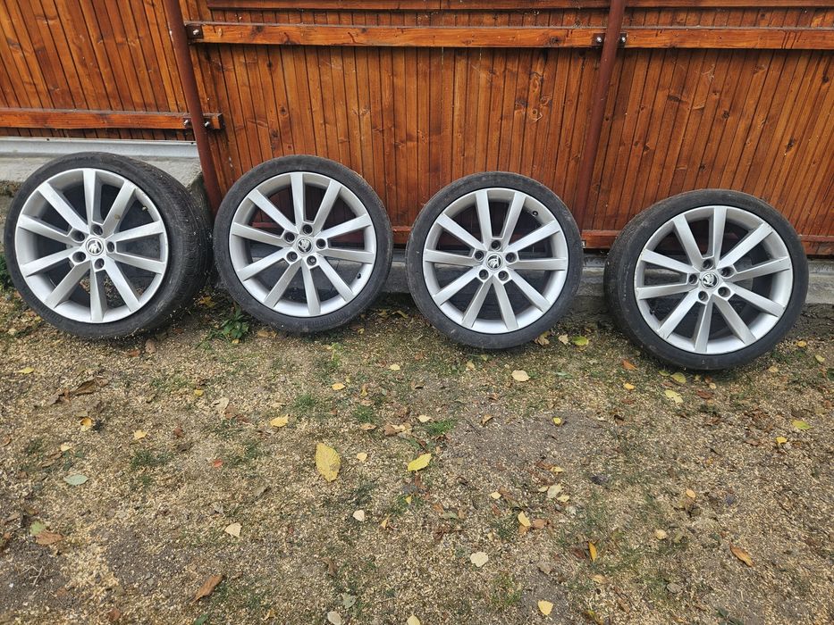 Set de 4 jante r18 originale Skoda.