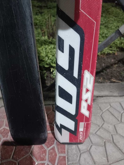 Продам лыжи горные