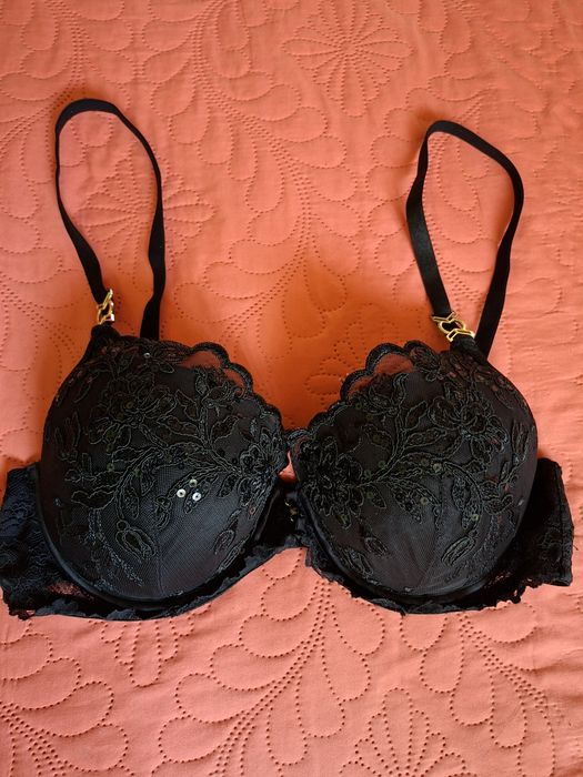 Lot  sutiene  80 C  - 85 C