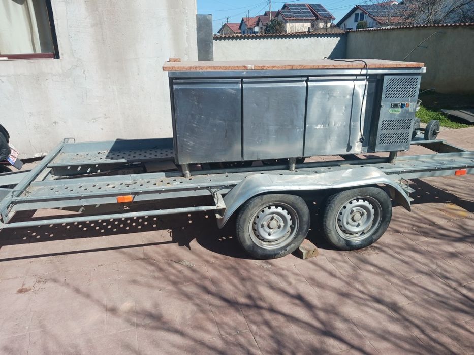 Platforma categoria B basculabila