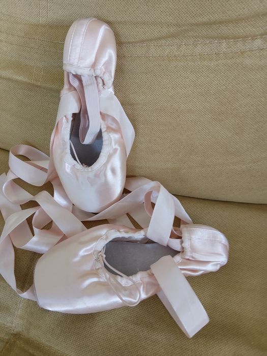 Палци за балет BLOCH Balance European ESO160L , номер:4½(37)