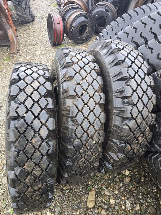 Cauciuc anvelopa 900 1000 / 20