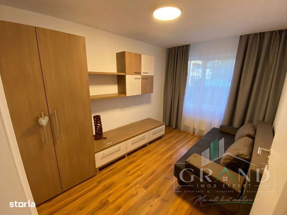 Apartament 3 camere de vanzare , Sesul de Sus, Floresti.