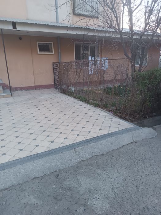 Продается срочно своя банковская квартира с огородом