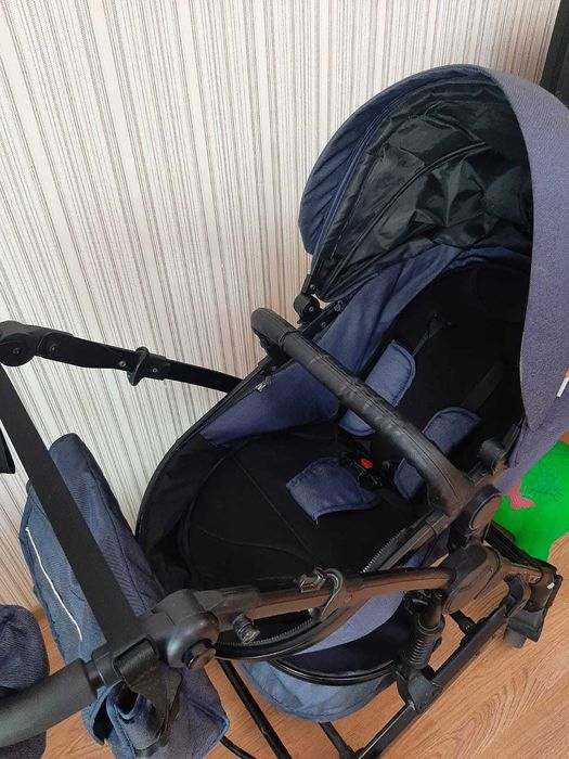 Детская коляска.