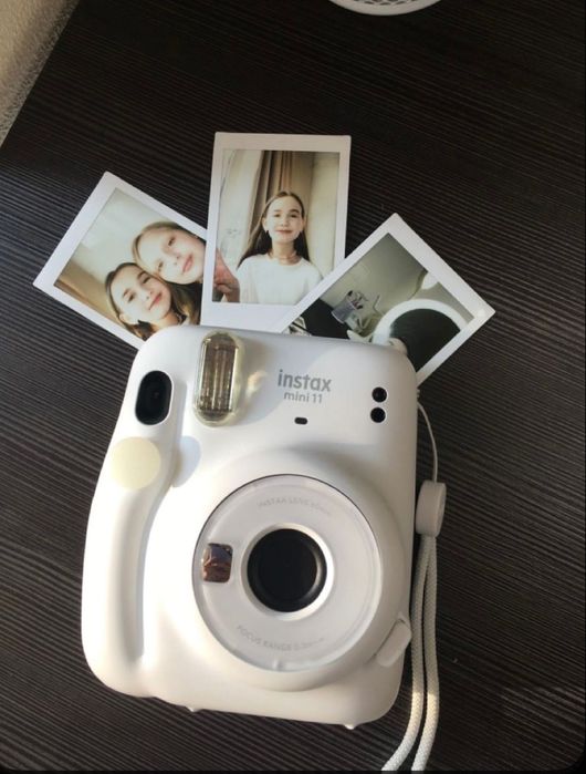 пленочная камера Instax mini 11