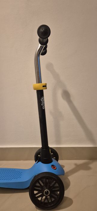 Trotineta 3 roti, Btwin B100, copii, folosita, in stare foarte buna