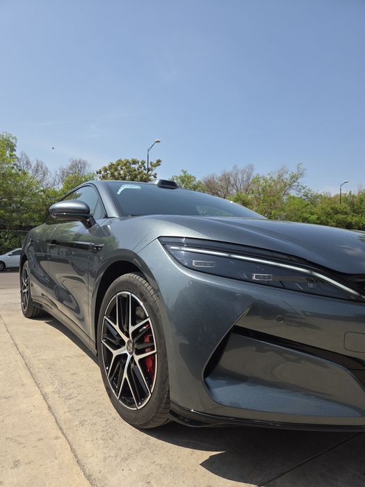 ** Byd Han L Gibrid 2025