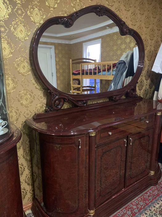 Продам гостиную мебель в хорошем состоянии, самовывоз