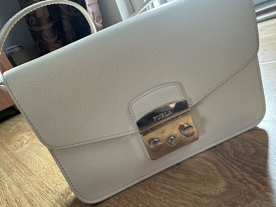Geantă Furla Albă