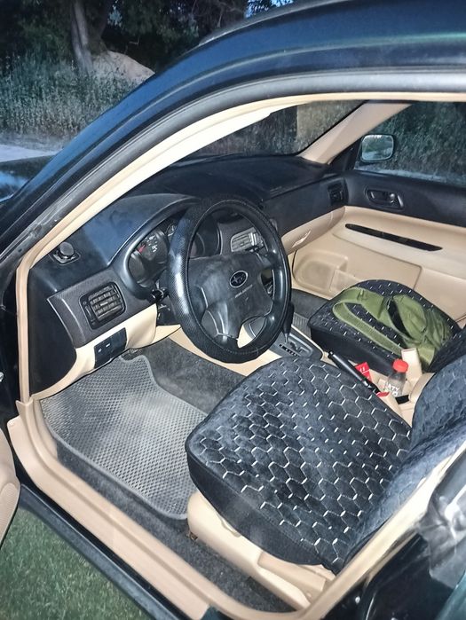 Субару Форестер 2.5 автомат