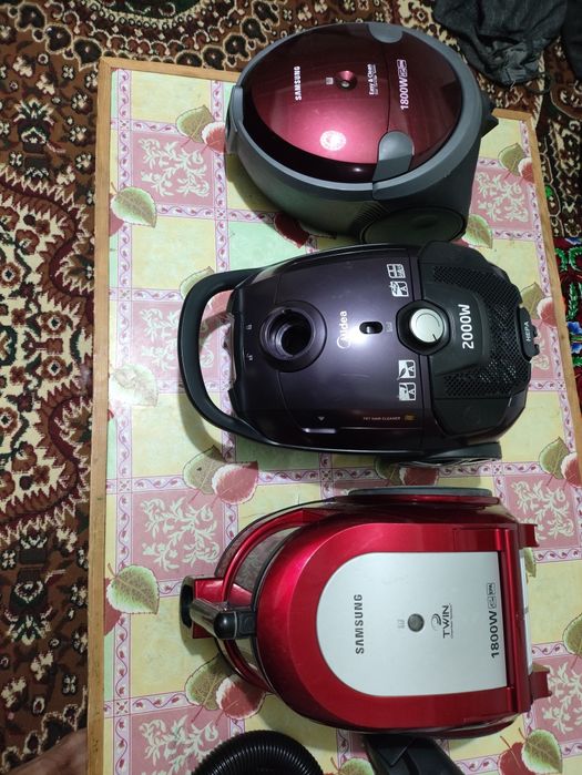 Samsung Palesoslari Sotiladi.3 Oy Kafolati bor.