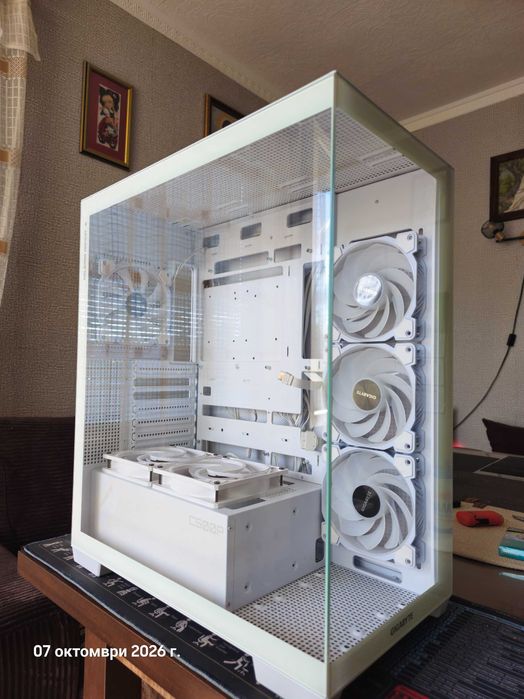 Gigabyte C500 PANORAMIC Stealth Ice