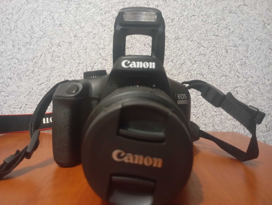 Фотоаппарат Canon EOS 4000D