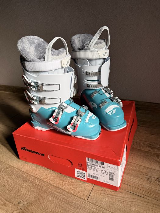 Clapari ca noi nr 37 (23,5 cm)