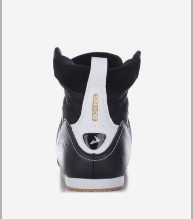 СРОЧНО ПРОДАЮ боксерки!!!Demix Lennox Mid