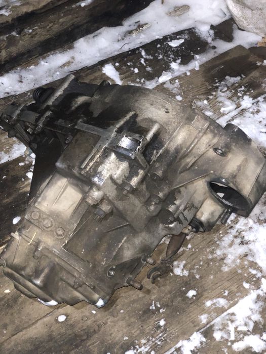 Продам коробку на ваз 2114