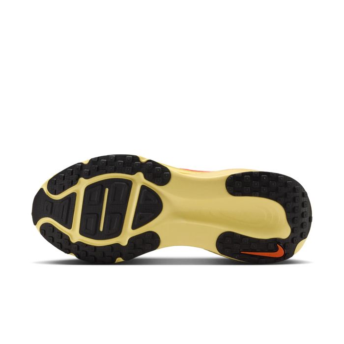 Nike Vomero 18 SE