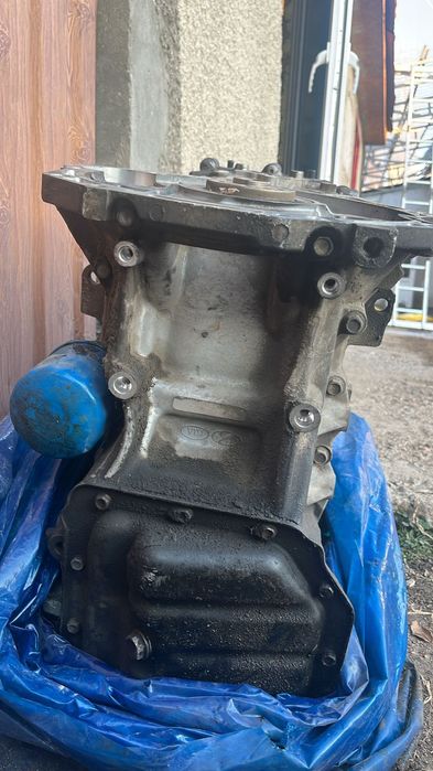 матор 1,6 аксент