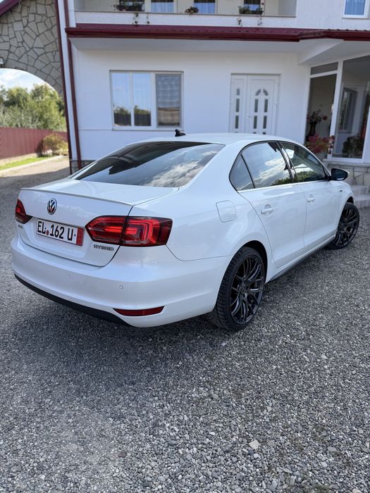 VOLKSWAGEN Jetta 2014 — imagine 3
