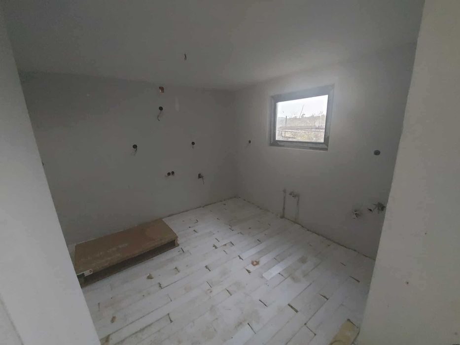 Продава се Къща в Търговище, Вилна зона - 40 кв.м за 1083 €/кв.м - Снимка #8