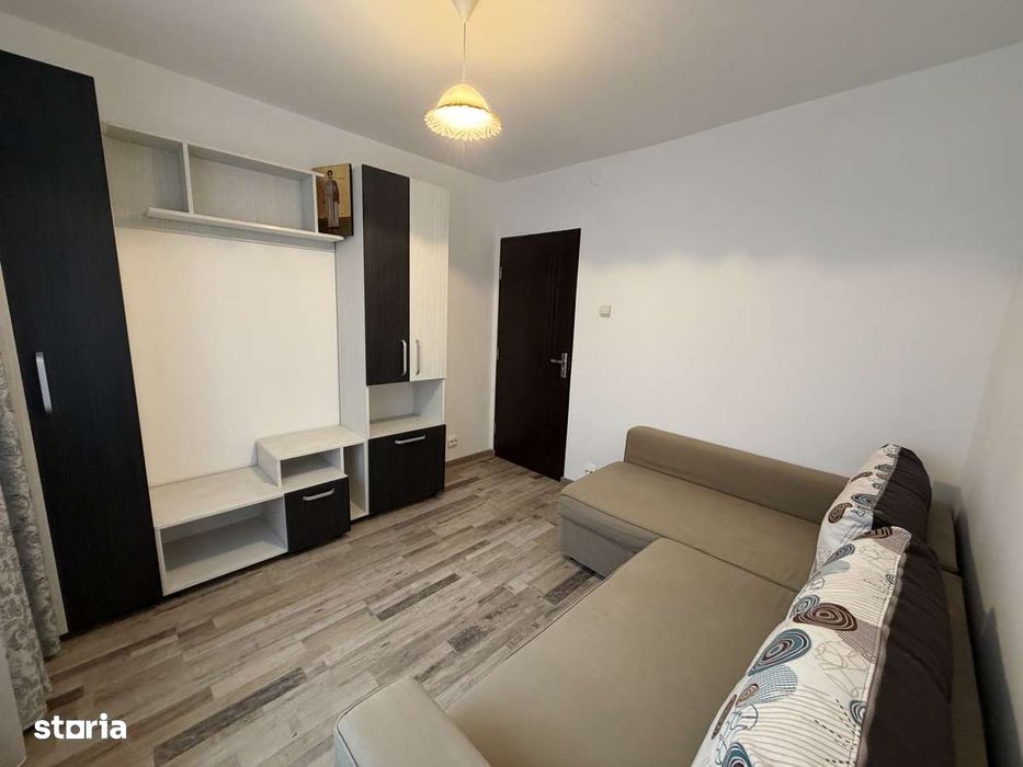 Apartament 4 camere, balcon, Rahova