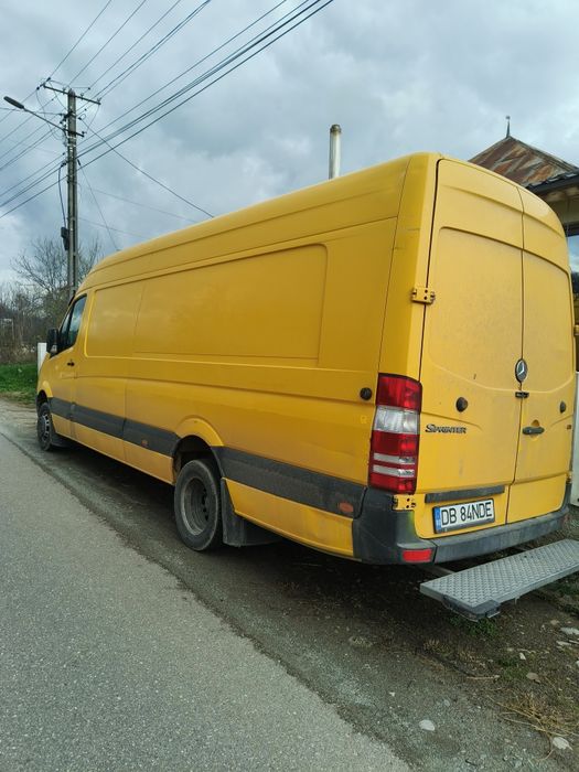 Vând Mercedes Sprinter