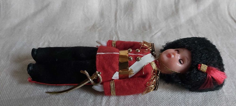 Păpușă vintage de colecție „English Officer”