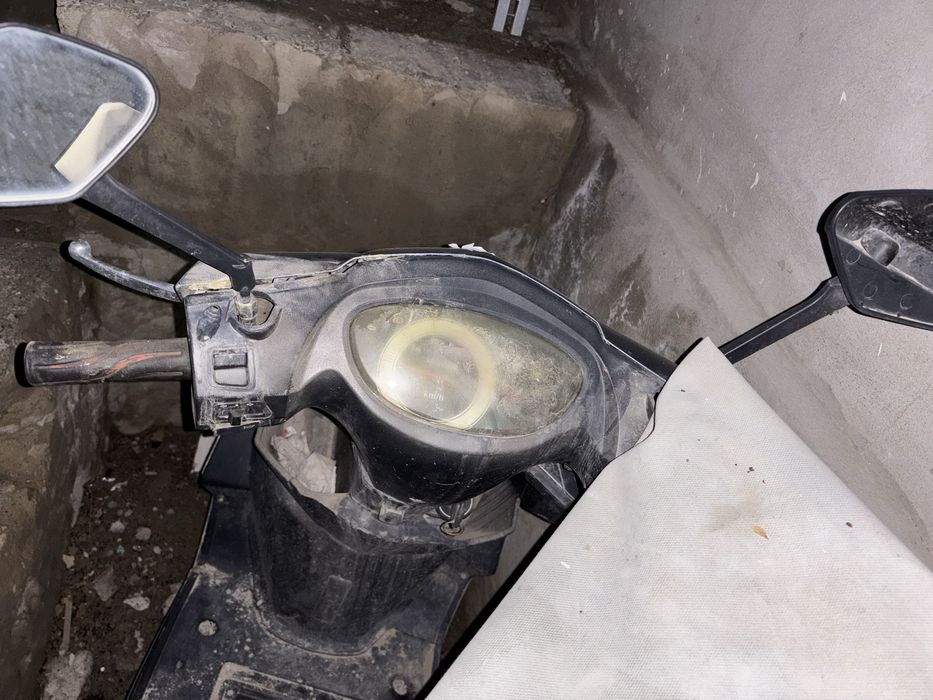 Продам Скутер m8