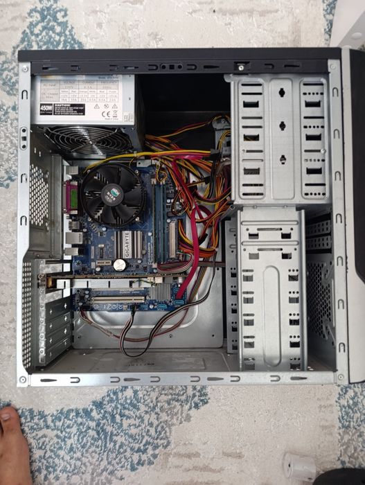 Компьютер для работы и игр не требовательных