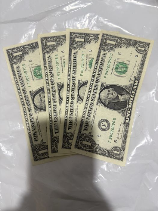 1 доллар серий F