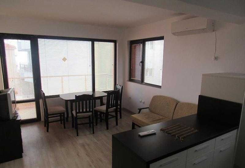 Двустаен апартамент в Меден Рудник