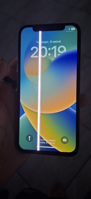 Продаю: iPhone X 256 ГБ