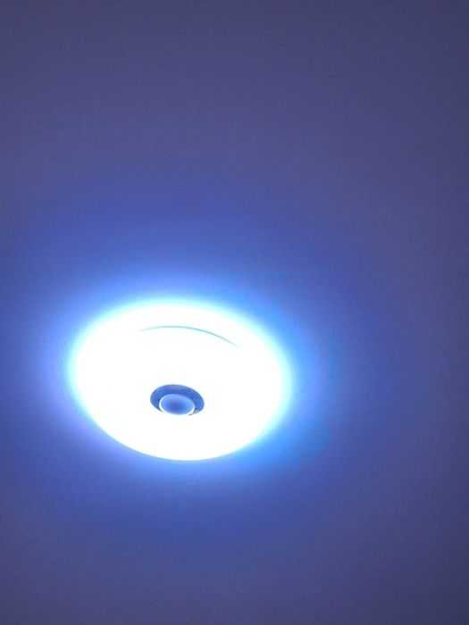 Нови лед плафони с блутут