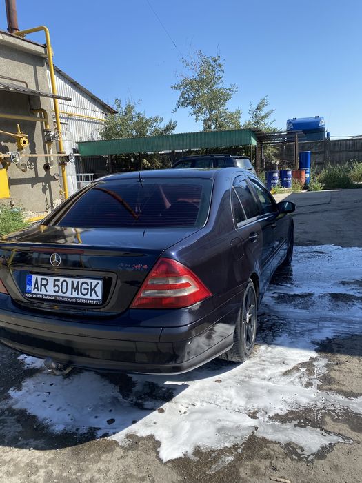 MERCEDES-BENZ C-Class 2005 — imagine 4