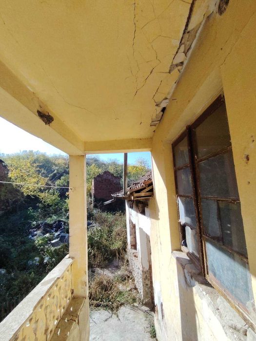 Къща в регион Плевен .