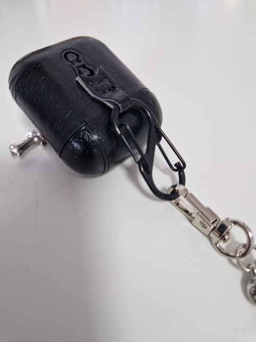 Husă neagră din piele pentru AirPods
