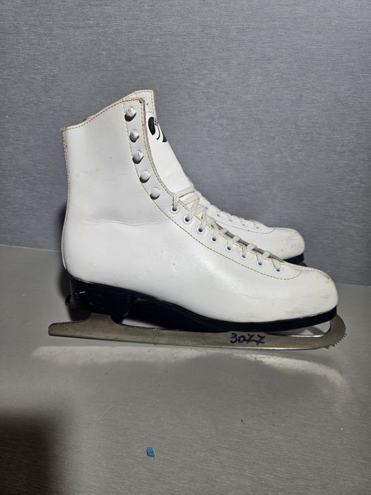 Patine 3077 gheata patinaj artistic   marime   41 (  27  cm lungime interioara).