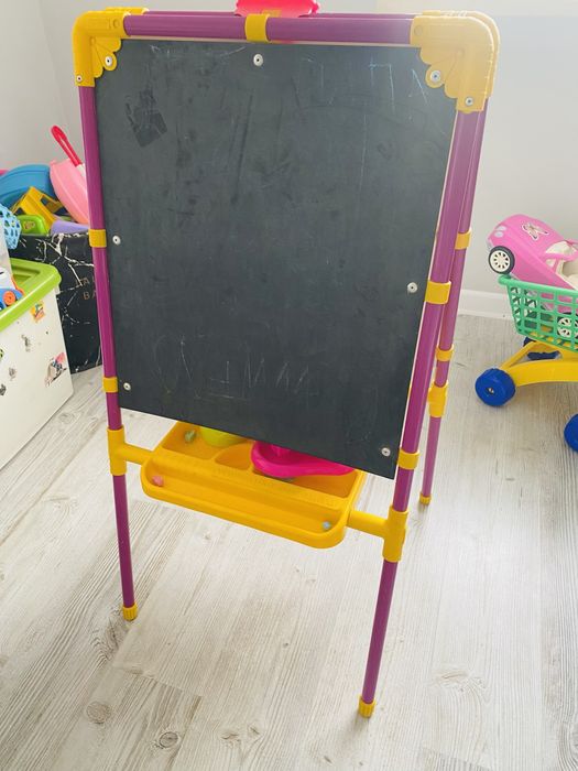 Продам доску для рисования мольберт