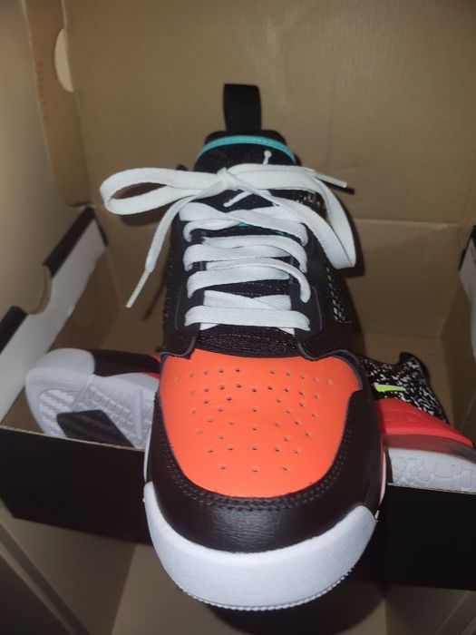 Jordan mars 270 low (GS)