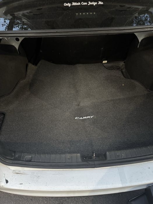 полик в багажник камри 40