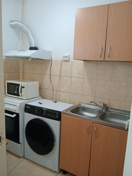 Garsoniera de închiriat