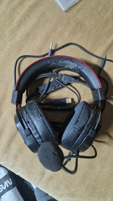 Casti gaming folosite