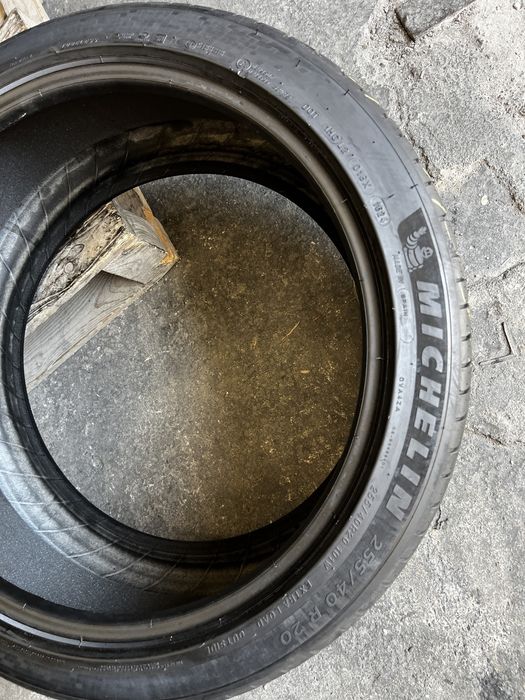 2 anvelope vara 255/40/20 , Michelin , DOT 2024 !