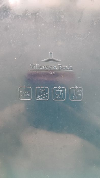 Два силиконови капака на фирмата Villeroy und Boch
