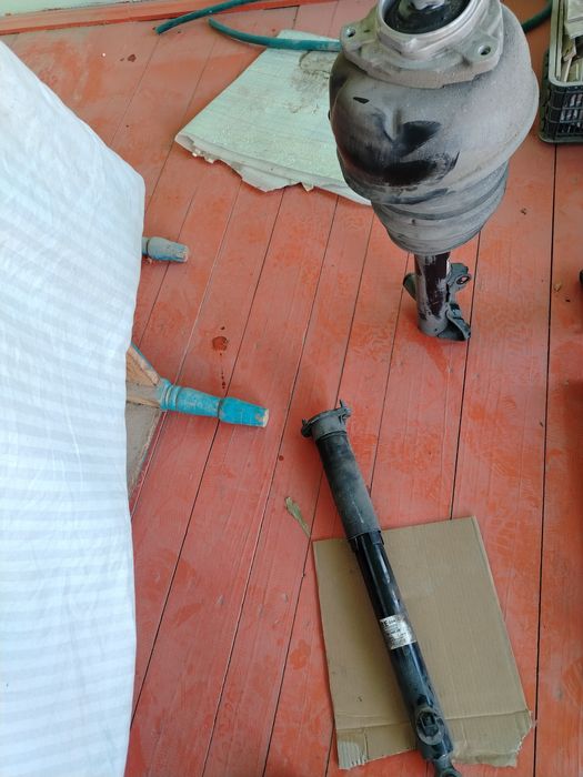 Мерседес 2015 года