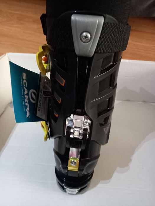 clăpari  SCARPA VECTOR, TLT, axial alpine technology