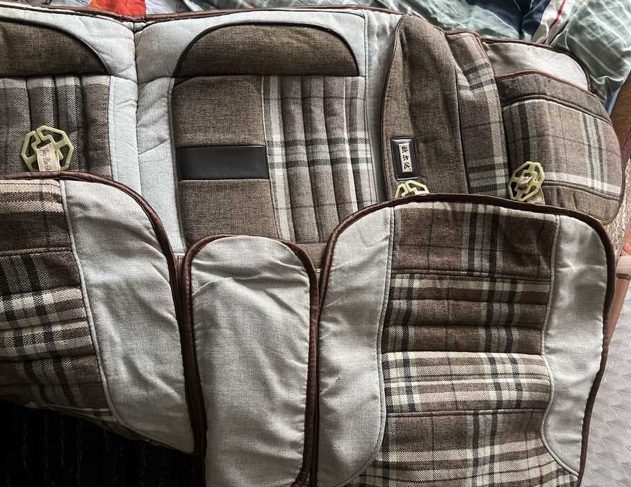 Продам чехлы на авто