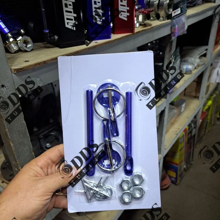 Спортивный замок капота