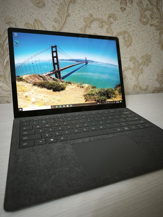 Microsoft Surface Laptop 4
